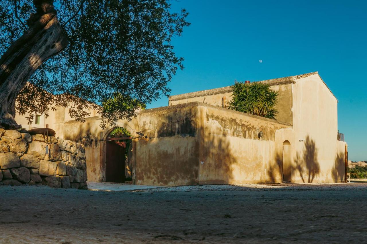 Relais Terre Di Romanello Villa Noto Exterior foto